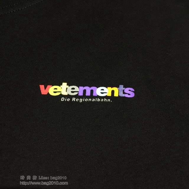 Vetements短袖衣 19春夏新款 維特萌黑色男T恤  tzy1633